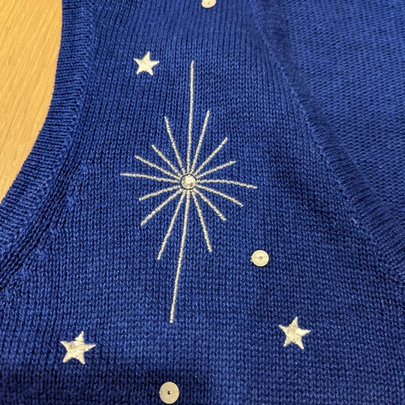 Blue Nativity Scene Vest - Picture 5 of 8